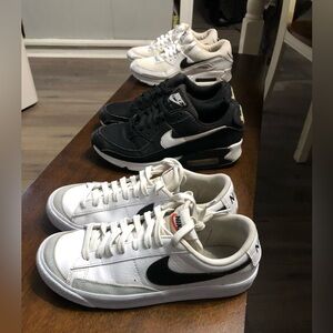 Nike Sneakers Bundle size 6Y (3 pairs)